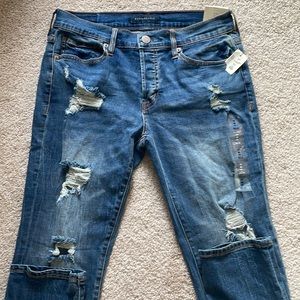 Brand New distressed Aeropostale Jeans!!